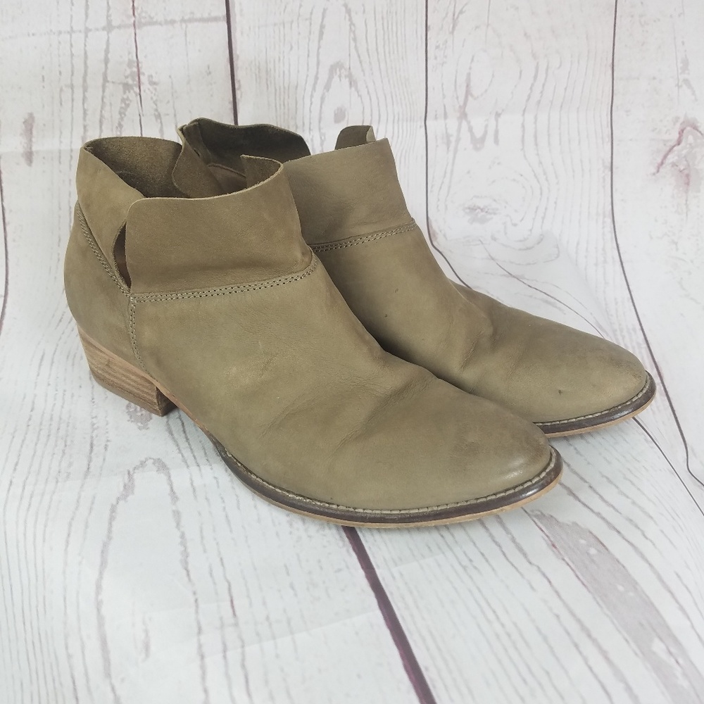Seychelles 7.5 leather tan ankle booties boots